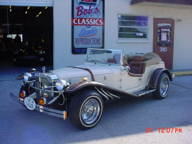 1929 Mercedes SSK replicafactory built Gazellenot your average loaded
