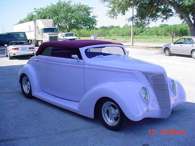 1937 Ford Cabriolet Street Rod