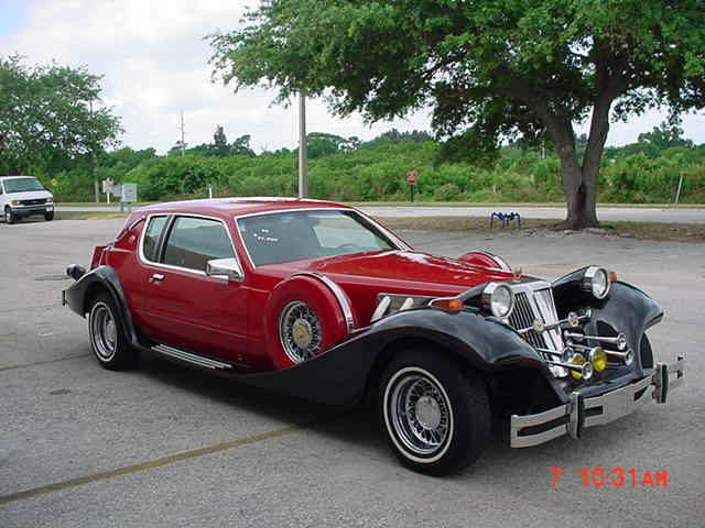 1986 Tiffany Classic Coupe -very rare 2 tone color with a dark red